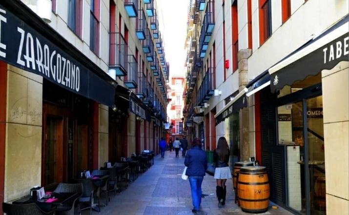 Apartamento En El Centro De Zaragoza "El Rubi Del Pilar" المظهر الخارجي الصورة